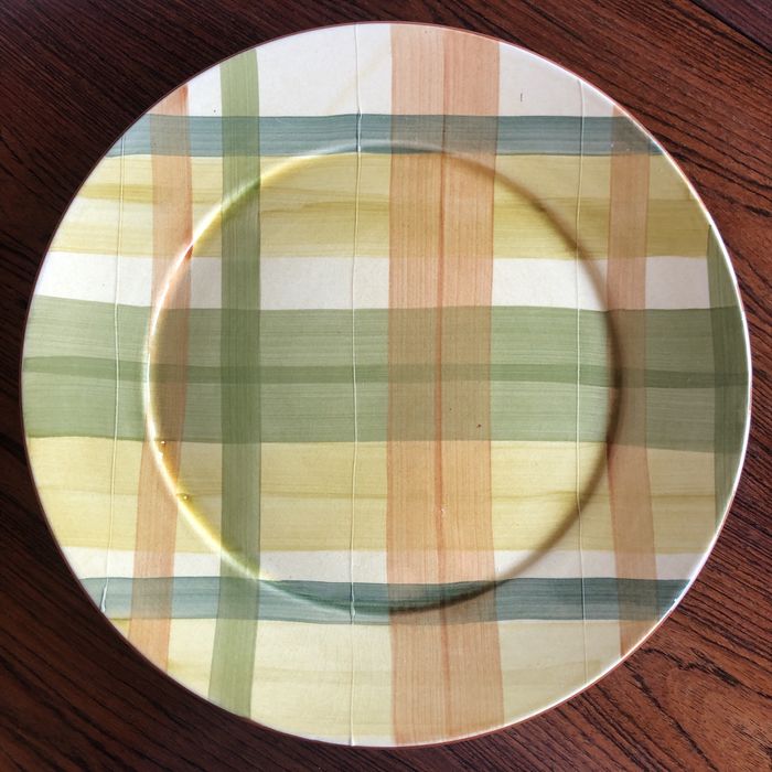 Grande prato em faiança vidrada. Diâmetro: 36 cm Novo, nunca usado