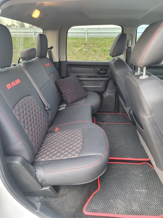 Dodge Ram 1500 5.7 HEMI 4x4 – V8 | 2017 | 6 osób