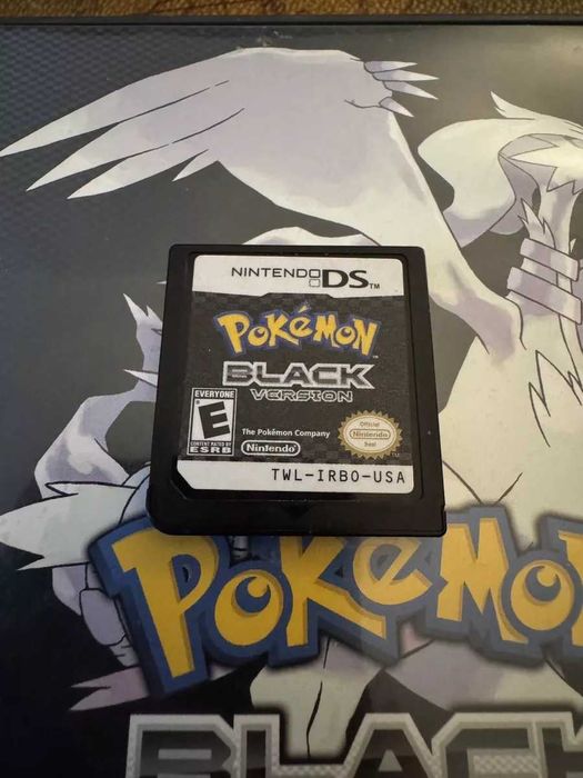 Pokemon Black (nintendo ds) полнокомплект оригинал