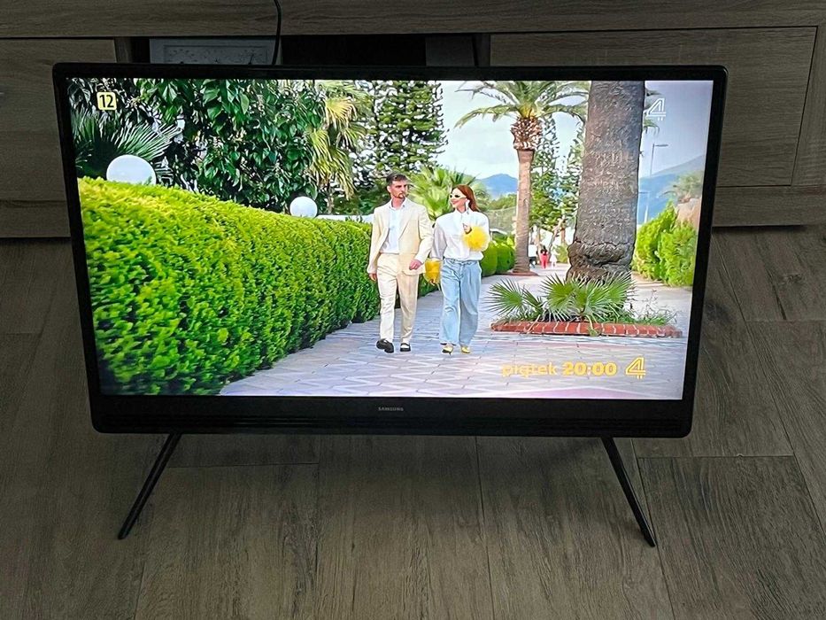 Tv Samsung UE32 cale  HD 100Hz 2xHDMI USB DVB-T2 HEVEC