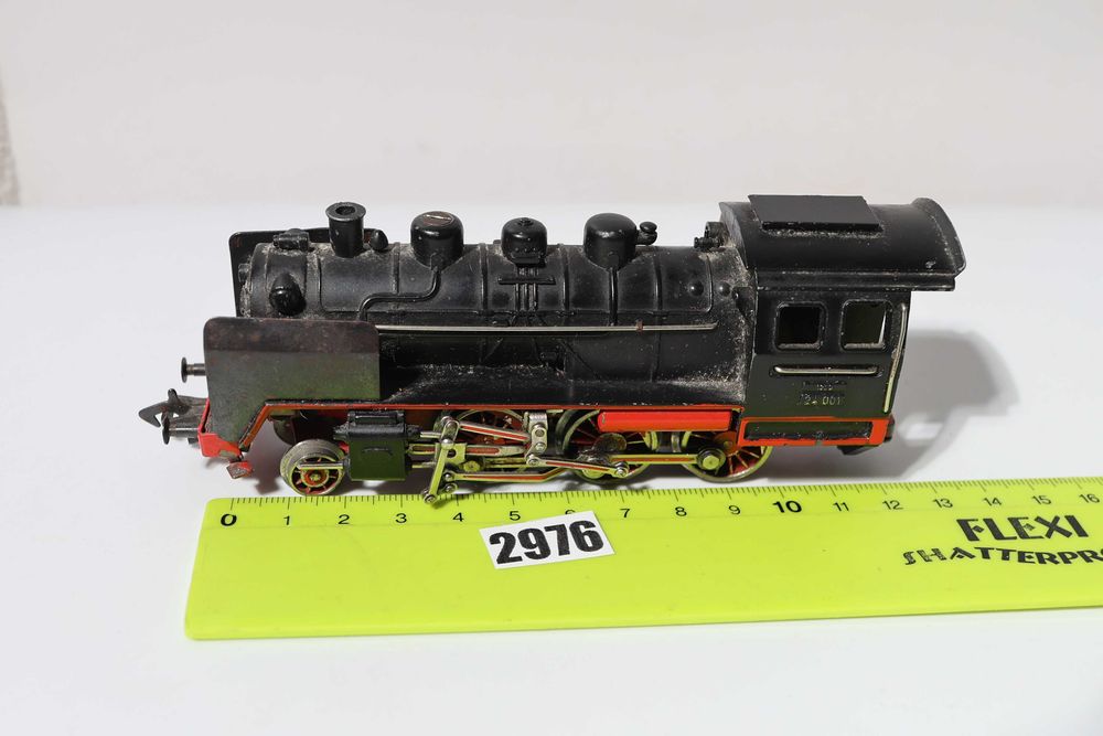 модель паровоза Fleischmann H0 1350 BR 24