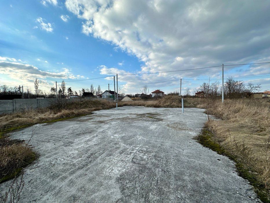 Дмитровка. Земельный Участок 10 сот с ФУНДАМЕНТОМ и Коммуникациями.