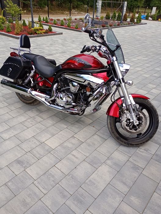 Hyousung Aguila GV 650