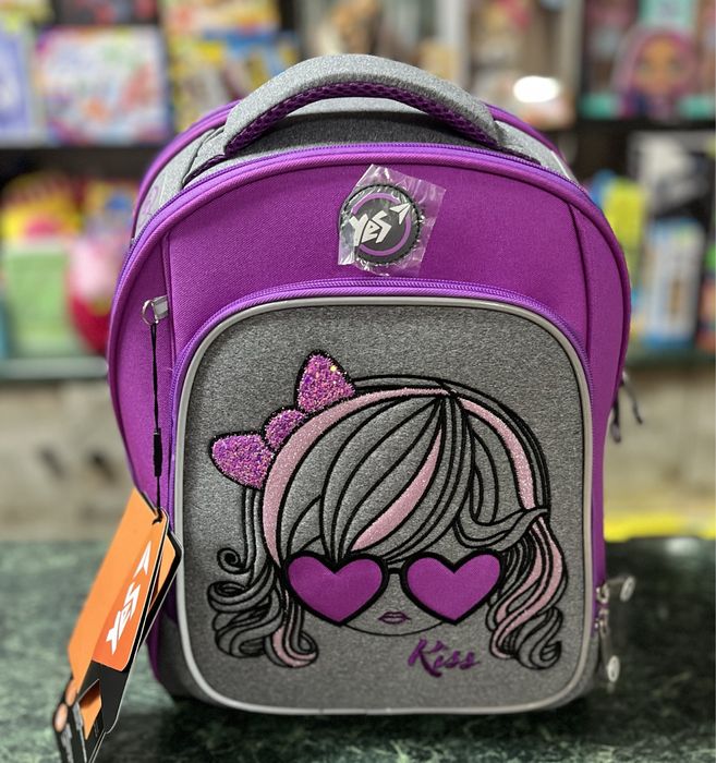 Рюкзаки з ортопедичною спинкою