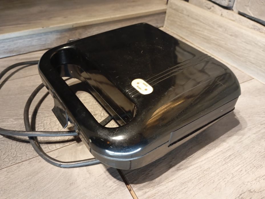 Czarny Opiekacz, toster do kanapek Melissa Exclusive TSK- 208X