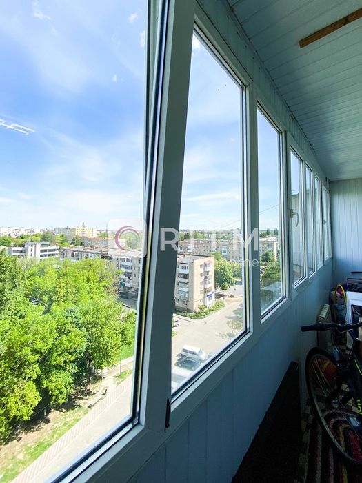 Продаж просторої 3к-квартири з сучасним ремонтом!82 м2! пр.Відродження