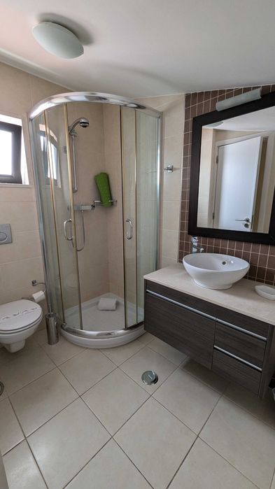 Apart. T3 com piscina