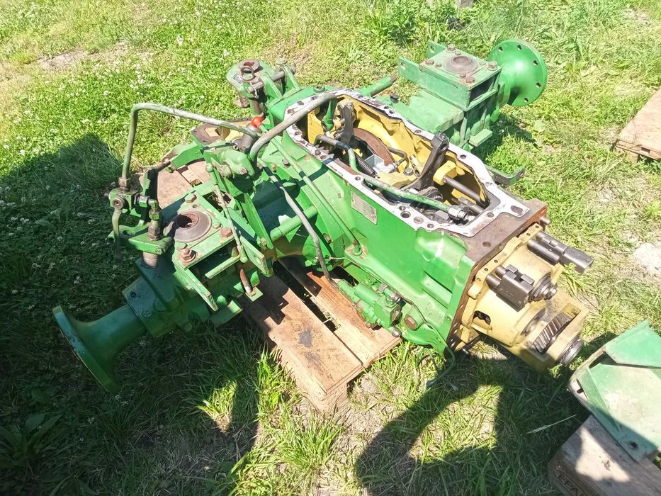 John Deere 2040 4x4 skrzynia biegów przekładnia most