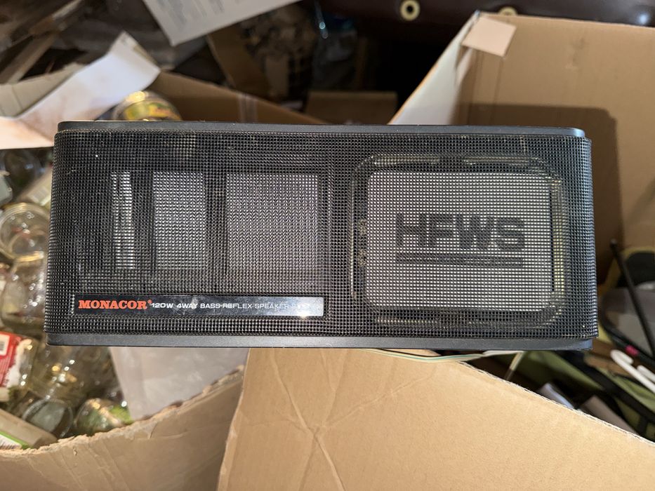 Monacor 120W 4Way bass reflex speaker system