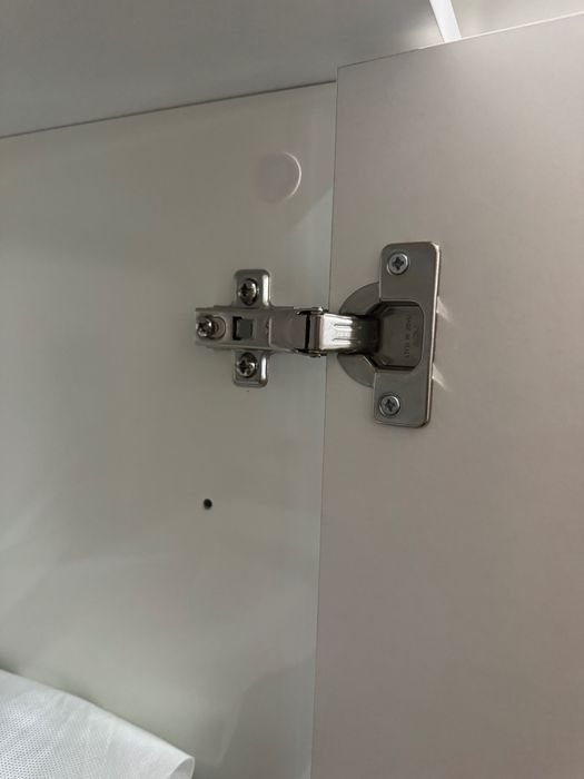 Aparador branco lacado em excelente estado