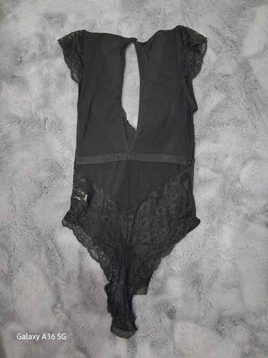 Koronkowe body rozmiar S sinsay