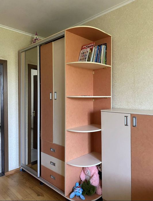 Шафа-купе, бу в гарному стані