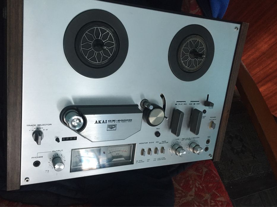 Катушечный магнитофон Akai GX-4000D (Япония)