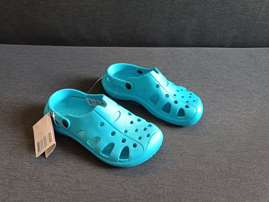 NOWE Klapki ogrodowe, na basen tzw Crocsy dziewczęce roz. 34