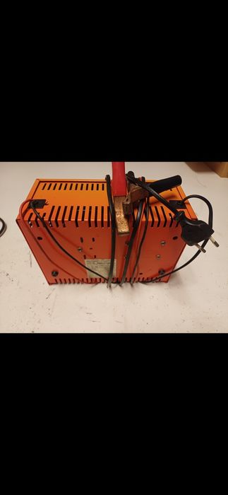 Prostownik Absaar 12v 6A