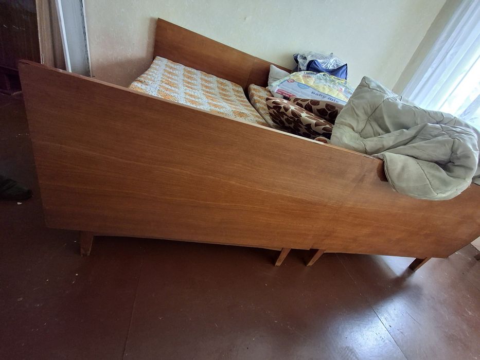 Łóżko PRL pojedyncze