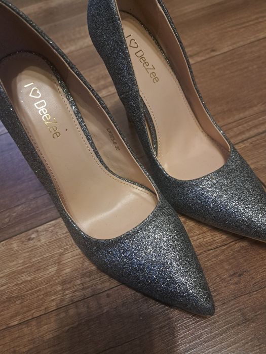 Deezee 36 szpilki srebrne brokat