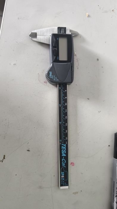Suwmiarka elektroniczna  Tesa 150