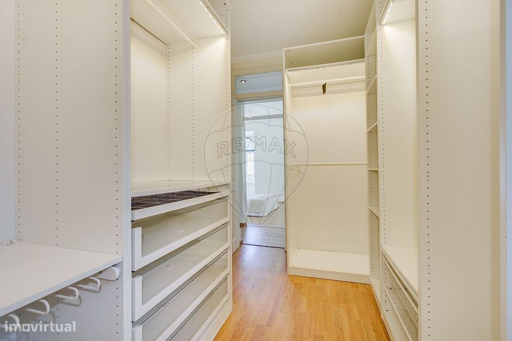 Apartamento T4 para venda