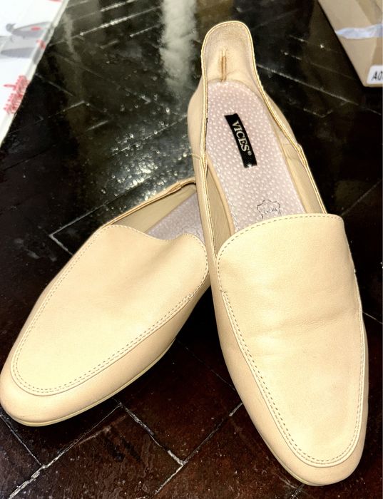 Туфлі, мокасини, балетки