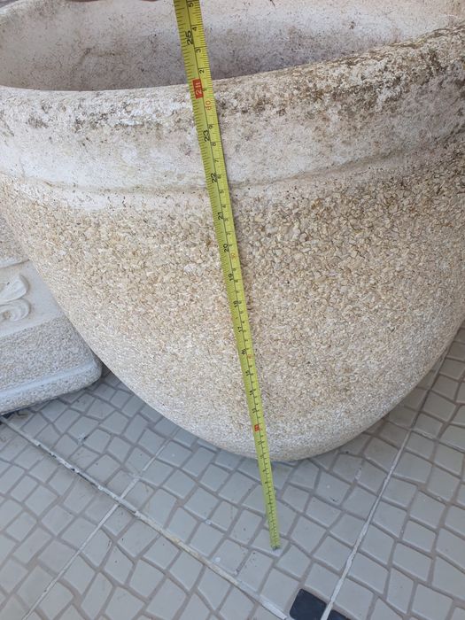 Vaso de pedra - dimensoes nas fotos