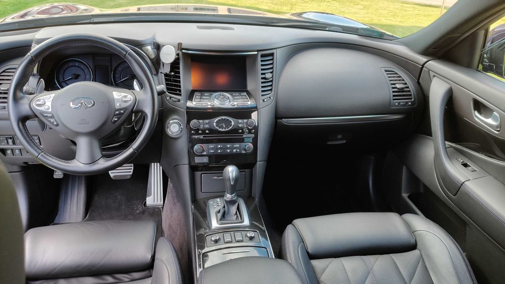 Sprzedam piękne INFINITI QX 70 S 2016 r. STAN PERFEKCYJNY