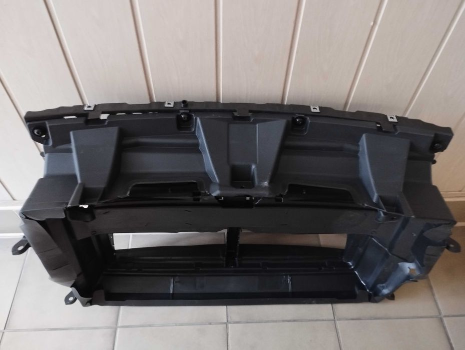 BMW X1 F48 51747374197 51748499134 жалюзі 8779815 до рест 5174187798