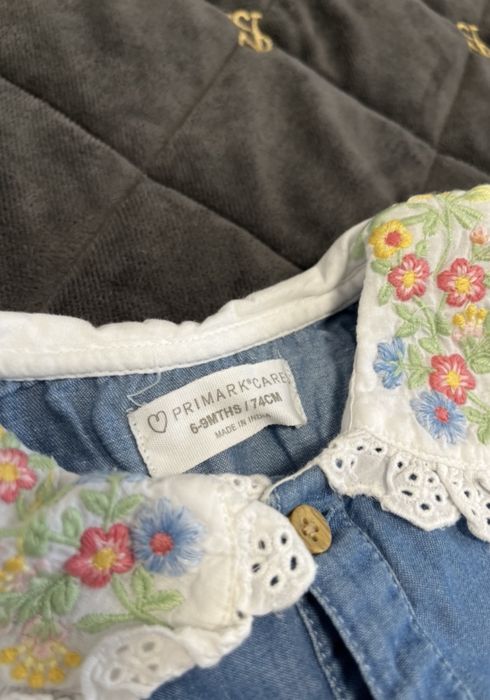 Джинсове плаття з вишивкою 6-9 , 74 розмір