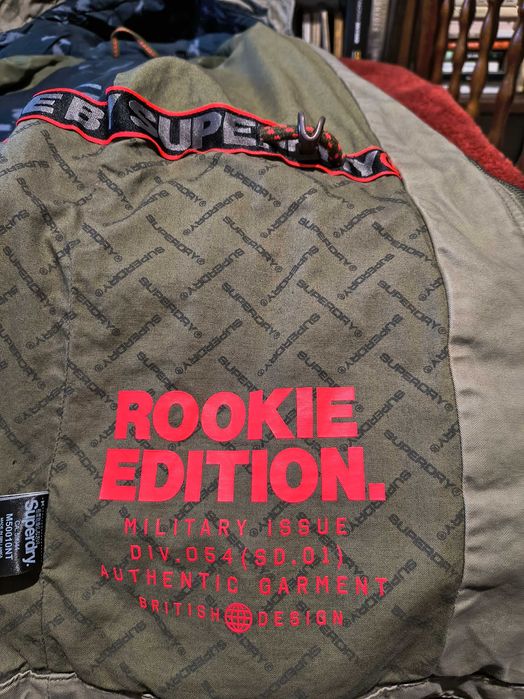 Kurtka typu parka z kolekcji Rookie Edition marki Superdry