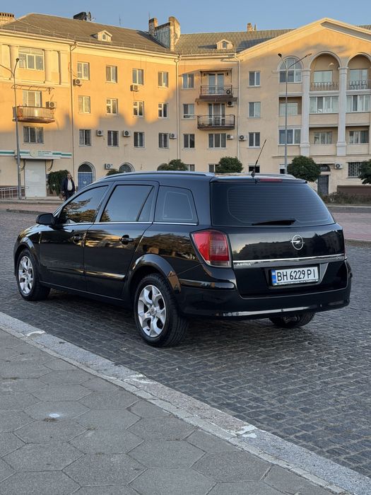 Opel Astra H 2005 1.9 Дизель