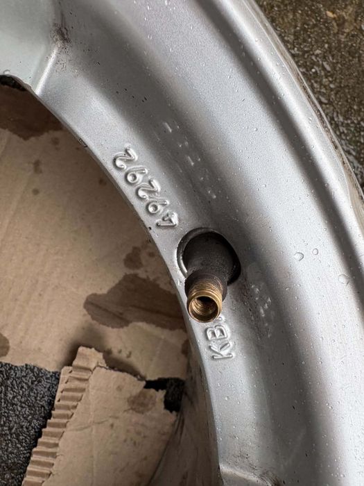 Felgi 15 Dezent. Polecam.  Hyundai i30