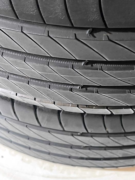 Pneus Michelin Primacy 4 - 205/45/17 - Excelentes