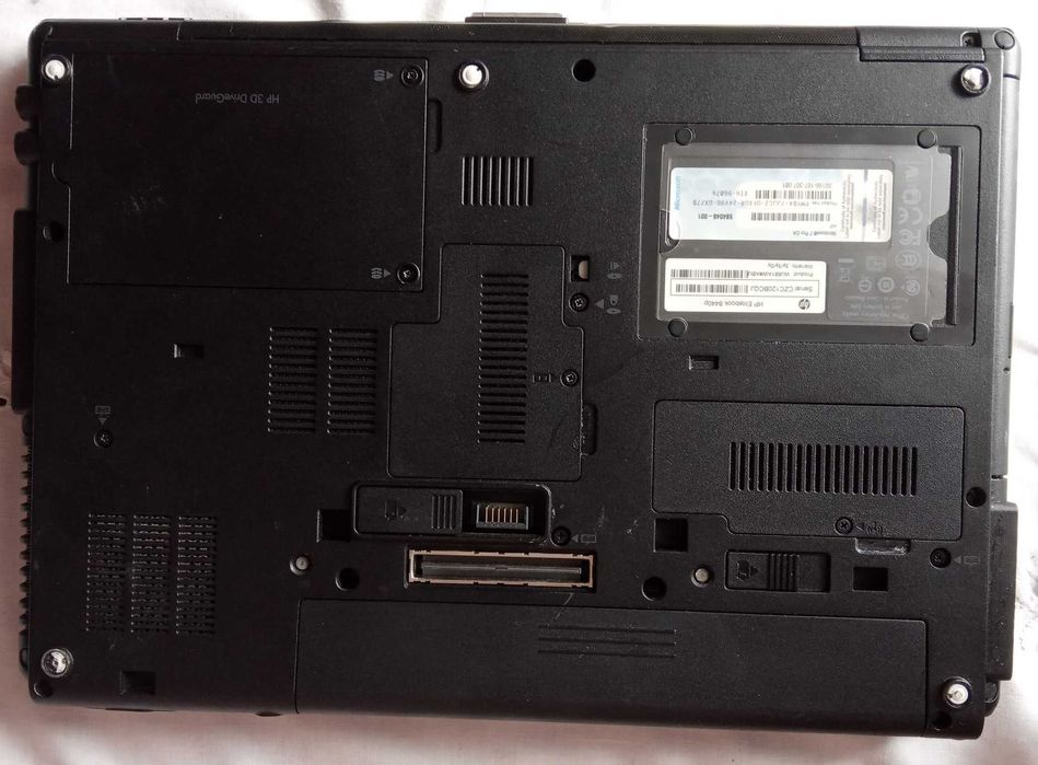 HP 8440p, i5/2.4GHZ/4GBBRAM/HDD500GB