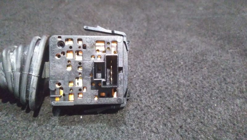 Comando Das Luzes Opel Corsa C (X01)