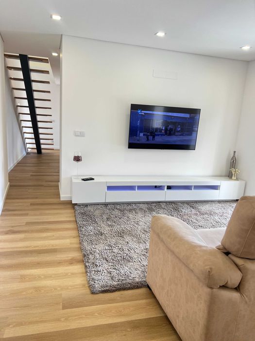 MORADIA T3 VALE DE CAMBRA