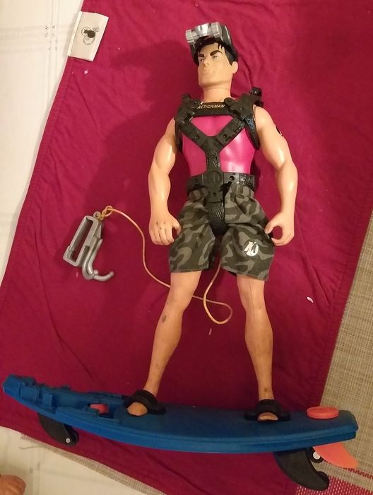 Action Man surf vários