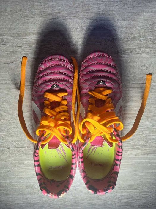 Футбольные бутсы