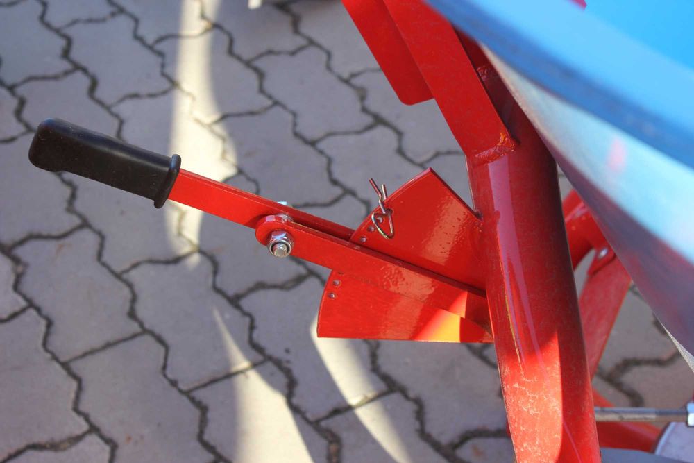 ДУЖЕ ЯКІСНИЙ Розсіювач мінеральних добрив 200 л 6 лопастей, нержавійка