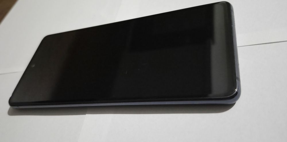 Смартфон Samsung S20FE 8/256