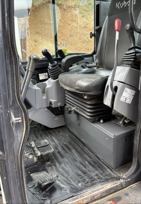 Mini giratoria kubota u 48