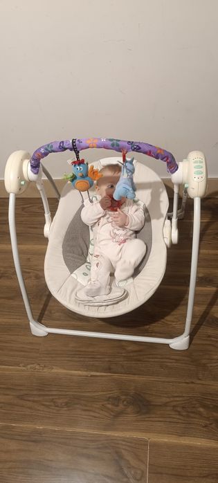 Шезлонг,крісло-каталка,заколисуючий центр