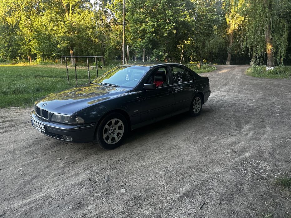 BMW E39 5 Series