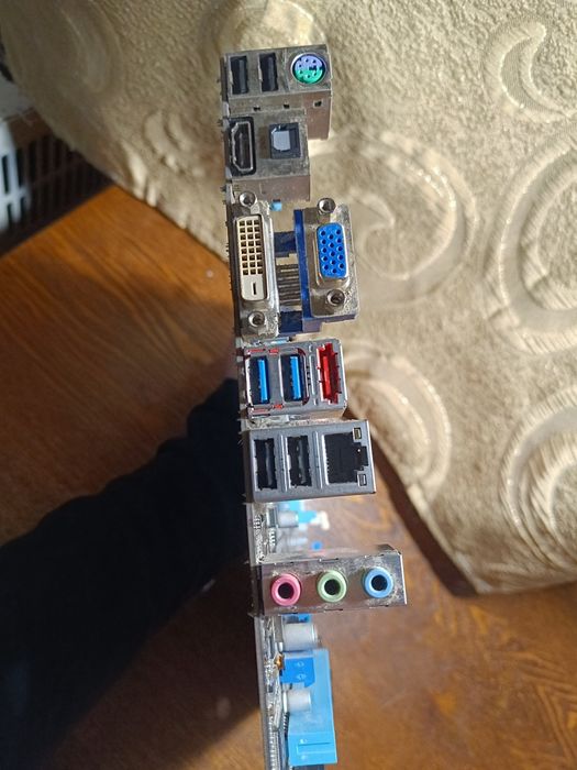 Материнська плата asus f2a85 m-le
