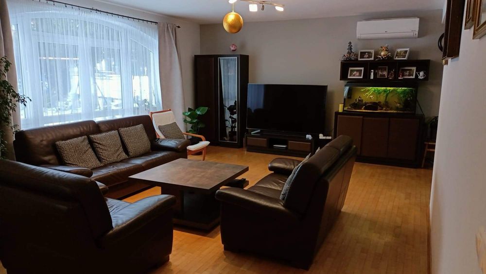 Meble do salonu Black Red White 6 elementów.