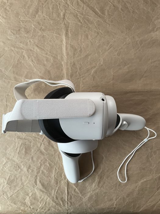 Oculus Meta Quest 2 128GB очки виртуальной реальности