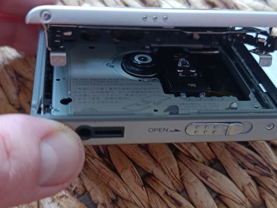 odtwarzacz MD  Made in Japan