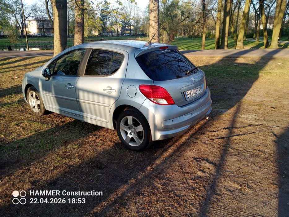 Sprzedam Peugeot 207