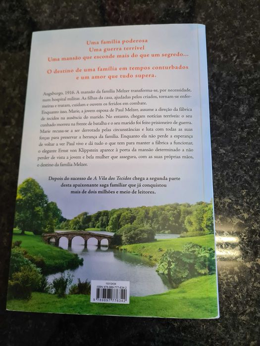 Livro As Filhas da Vila dos Tecidos