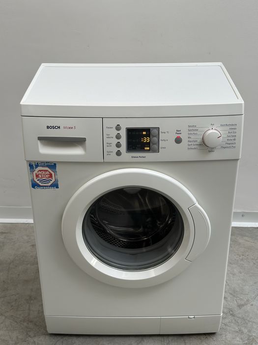 Пральна/ стиральна машина/ пралка вузька Bosch WLX24440 40 см 6кг