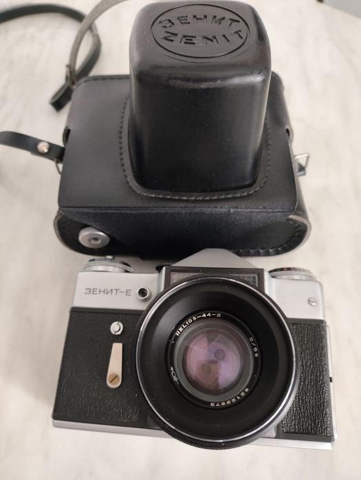 Фотокамера Зеніт-Е